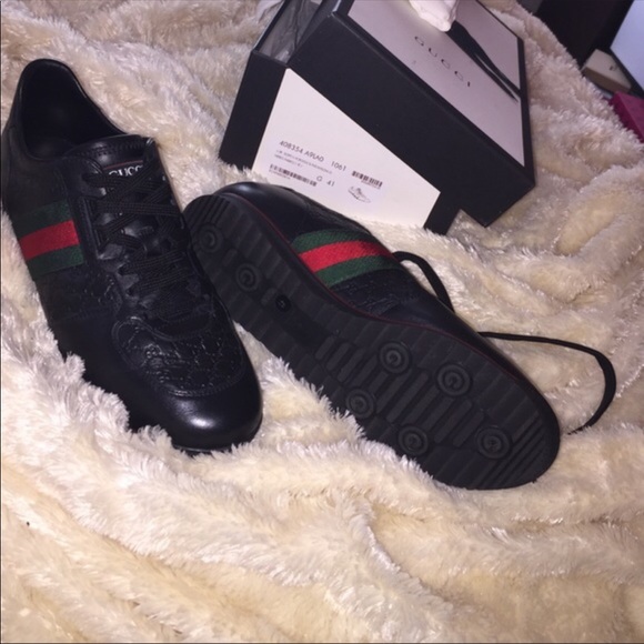 Gucci Shoes - Authentic 🌹SOLD🌹Gucci Sneak
